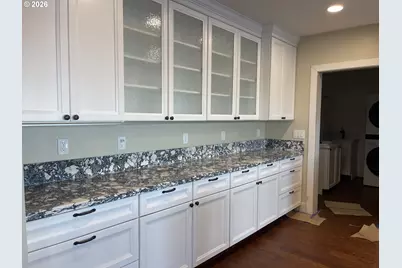 360 2nd St, Bandon, OR 97411 - Photo 9