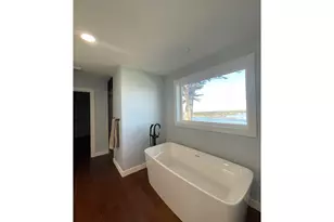 360 2nd St, Bandon, OR 97411 - Photo 17