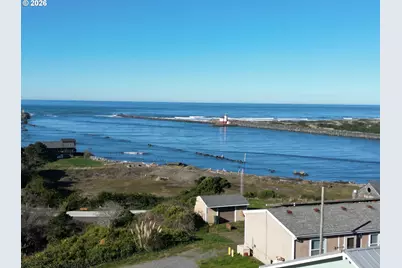 360 2nd St, Bandon, OR 97411 - Photo 7
