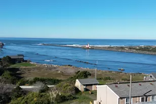 360 2nd St, Bandon, OR 97411 - Photo 7