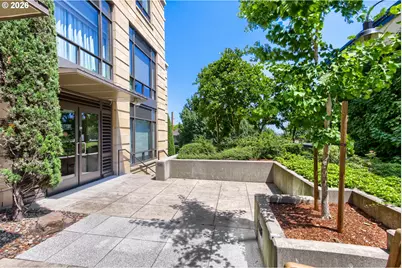 2351 NW Westover Rd #202, Portland, OR 97210 - Photo 27