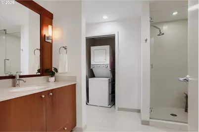 2351 NW Westover Rd #202, Portland, OR 97210 - Photo 15