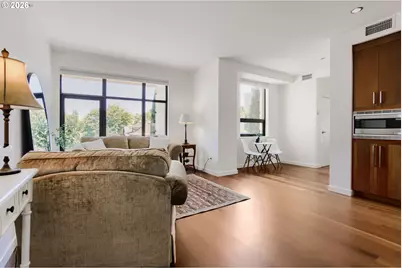 2351 NW Westover Rd #202, Portland, OR 97210 - Photo 5