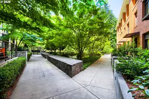 2351 NW Westover Rd, Portland, OR 97210 - Photo 25