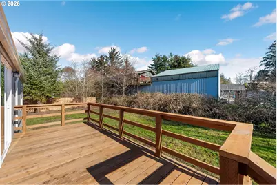 63645 Grand Rd, Coos Bay, OR 97420 - Photo 29