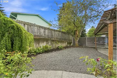 2500 SW 15th St, Gresham, OR 97080 - Photo 43