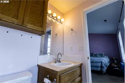 413 Costello Dr, Gaston, OR 97119 - Photo 23