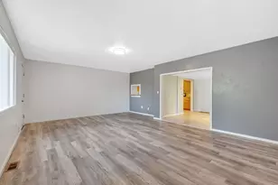 89834 Logan Rd, Astoria, OR 97103 - Photo 13