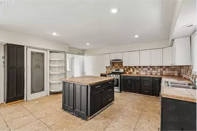 12221 NE Cassady Ct, Vancouver, WA 98685 - Photo 11