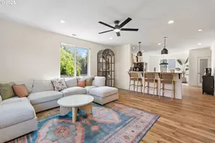 2558 NW White Oak Ave, Albany, OR 97321 - Photo 11