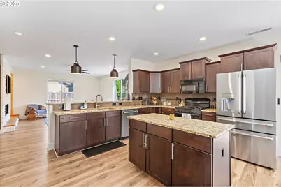 2558 NW White Oak Ave, Albany, OR 97321 - Photo 17