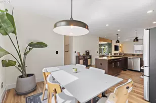 2558 NW White Oak Ave, Albany, OR 97321 - Photo 15