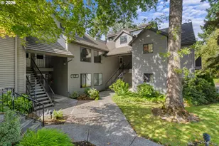 4000 Carman Dr, Lake Oswego, OR 97035 - Photo 3