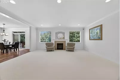 12615 SW 21st Ct, Lake Oswego, OR 97035 - Photo 11