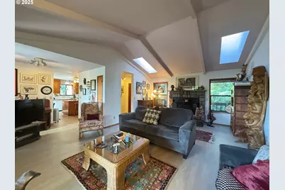 88468 Trout Pond Ln, Bandon, OR 97411 - Photo 11