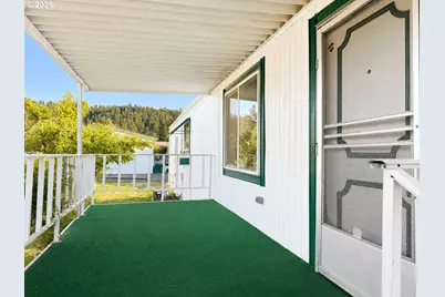 1200 E Central Ave #10, Sutherlin, OR 97479 - Photo 23