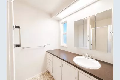 1200 E Central Ave #10, Sutherlin, OR 97479 - Photo 19