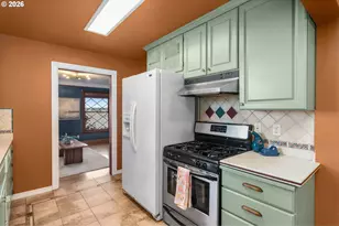 10807 NW 2nd St, Portland, OR 97231 - Photo 13