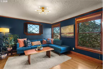 10807 NW 2nd St, Portland, OR 97231 - Photo 7