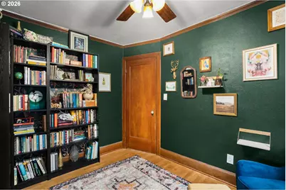 10807 NW 2nd St, Portland, OR 97231 - Photo 9