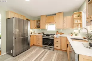 3275 SE Rockwood St, Milwaukie, OR 97222 - Photo 9