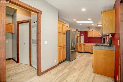 65977 E Chippawa Ln, Rhododendron, OR 97049 - Photo 15