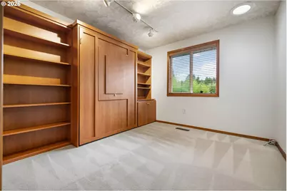 15615 NW Ridgetop Ln, Beaverton, OR 97006 - Photo 19