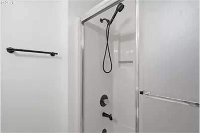 10352 SW Picks Way, Portland, OR 97224 - Photo 23