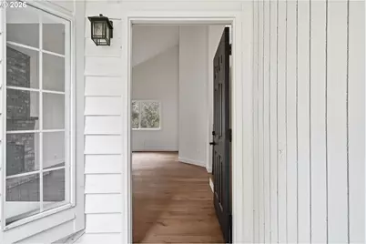 10352 SW Picks Way, Portland, OR 97224 - Photo 5