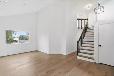 10352 SW Picks Way, Portland, OR 97224 - Photo 11