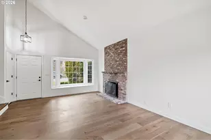 10352 SW Picks Way, Portland, OR 97224 - Photo 7