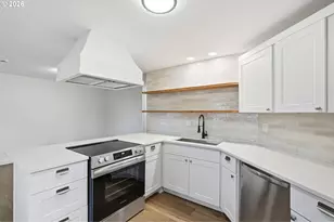 10352 SW Picks Way, Portland, OR 97224 - Photo 33