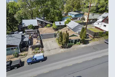307 N Ash St, Bingen, WA 98605 - Photo 31