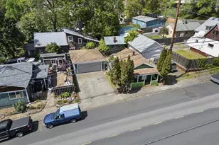 307 N Ash St, Bingen, WA 98605 - Photo 31