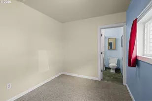 307 N Ash St, Bingen, WA 98605 - Photo 11