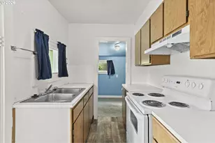 307 N Ash St, Bingen, WA 98605 - Photo 21