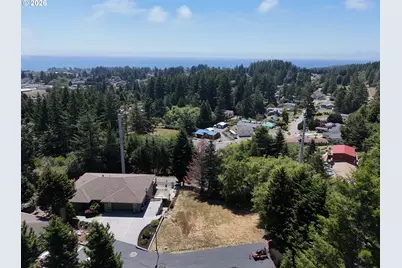 7774 Zoe Dr, Brookings, OR 97415 - Photo 7