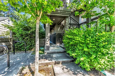 6822 N Greenwich Ave #205, Portland, OR 97217 - Photo 3
