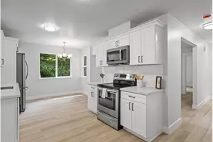 234 NE Cleveland Ave, Gresham, OR 97030 - Photo 11