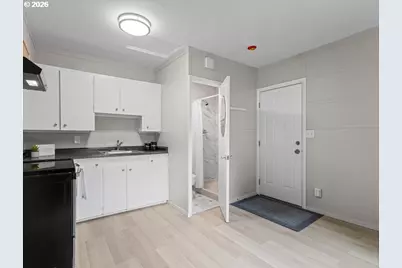 234 NE Cleveland Ave, Gresham, OR 97030 - Photo 7