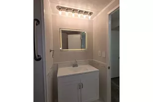 19776 SE Stark St, Portland, OR 97233 - Photo 31