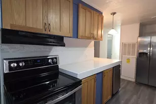 19776 SE Stark St, Portland, OR 97233 - Photo 17