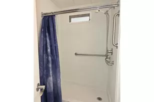 19776 SE Stark St, Portland, OR 97233 - Photo 33