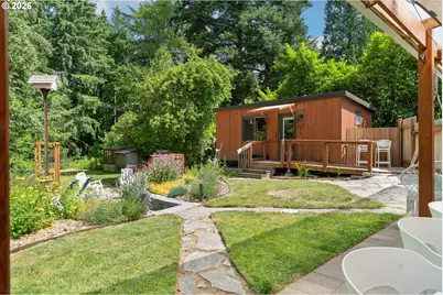 1393 SW Maplecrest Dr, Portland, OR 97219 - Photo 41