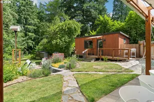 1393 SW Maplecrest Dr, Portland, OR 97219 - Photo 41