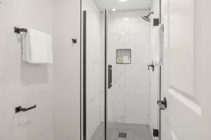 2355 Panorama Dr, Eugene, OR 97405 - Photo 23