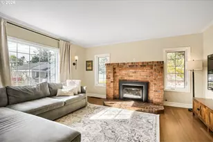 323 NW 17th Ave, Camas, WA 98607 - Photo 9