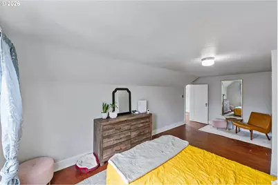 296 S 10th St, Coos Bay, OR 97420 - Photo 23