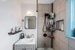 296 S 10th St, Coos Bay, OR 97420 - Photo 15