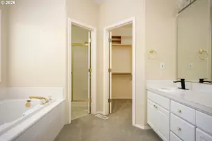 10898 SE Happy Valley Dr, Happy Valley, OR 97086 - Photo 21